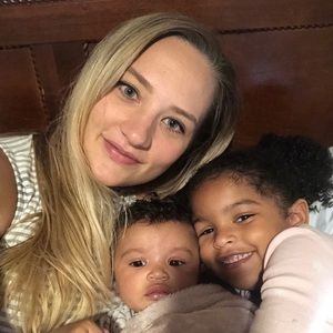 Meet your Posher, Abby